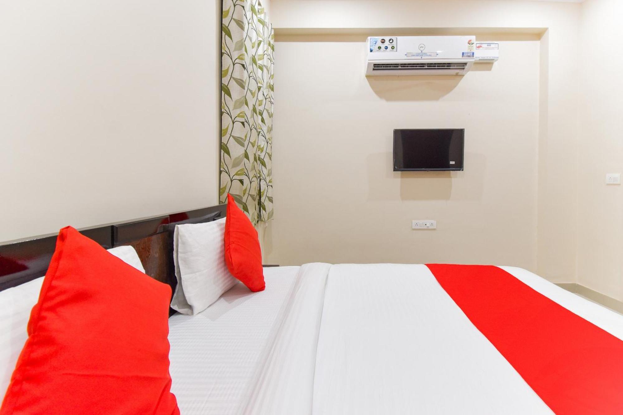 O Blue Diamond Hotel